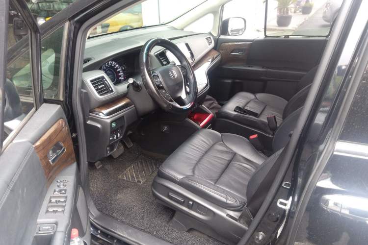 Used Honda Odyssey 2017 2.4L Smart Edition Left Front Seat