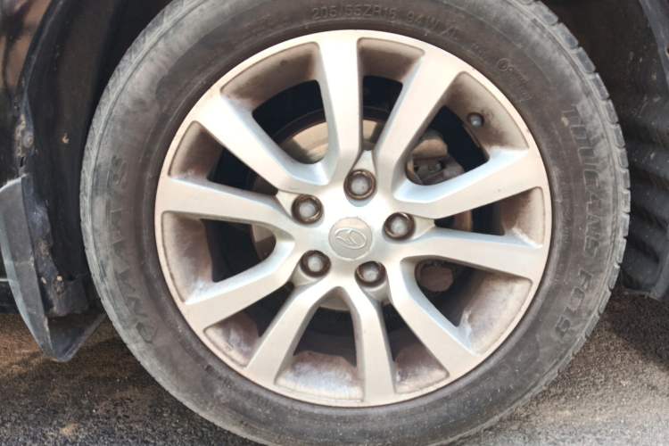 Used Soueast V5 Lingzhi 2015 Plus 1.5L Manual ZhiZun Version Right Front Wheel Hub