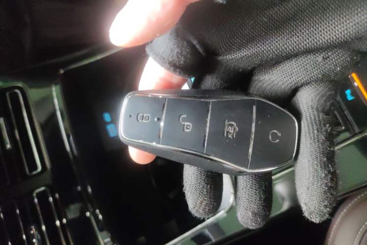 Used BYD Han 2023 DM-i Champion Edition 121KM Prestige Model
