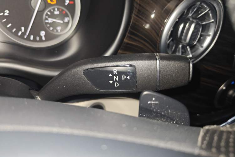 Used Mercedes-Benz Vito 2021 2.0T Elite Version 7 Seats