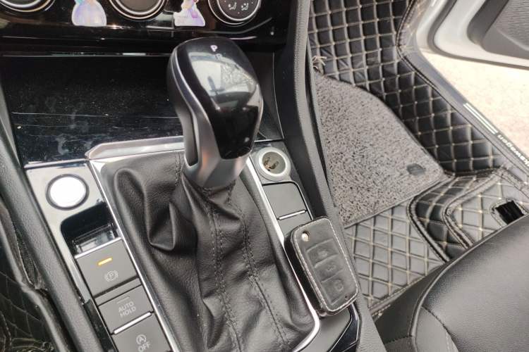 Used Volkswagen Sagitar 2019 280TSI DSG Comfort Version China VI Standard Gear Lever