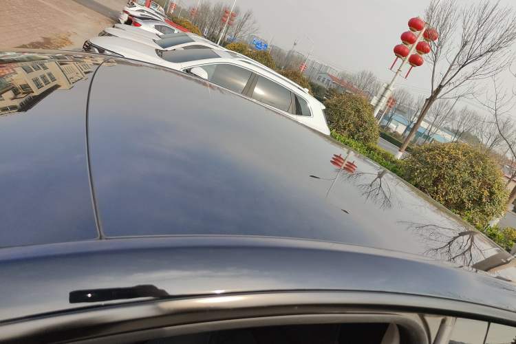 Used Tesla Model Y 2023 Rear-Wheel-Drive Version