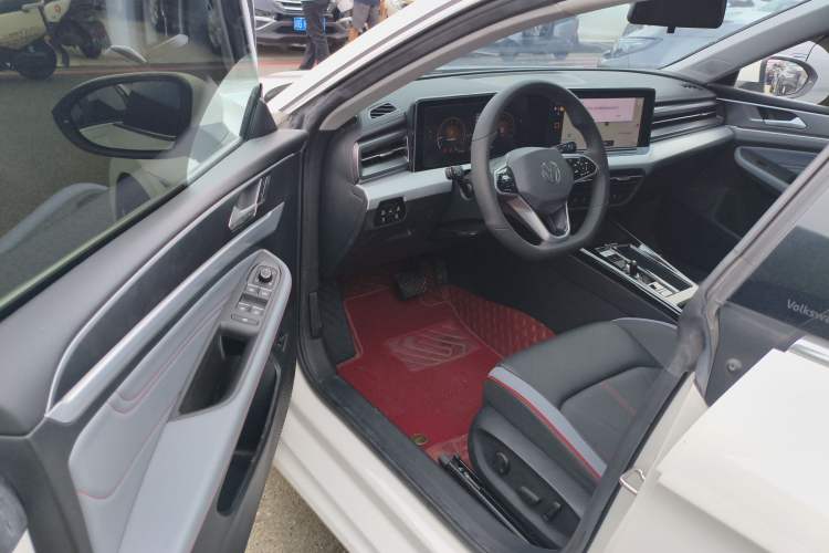 Used Volkswagen Lamando 2023 Lavida L 280TSI DSG Cool & Spicy Edition