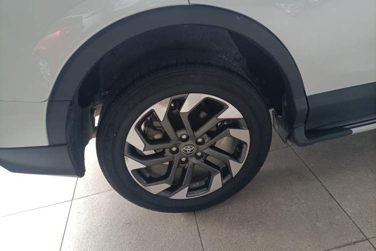 Used Toyota RAV4 2016 2.5L Automatic 4x4 Elite Edition
