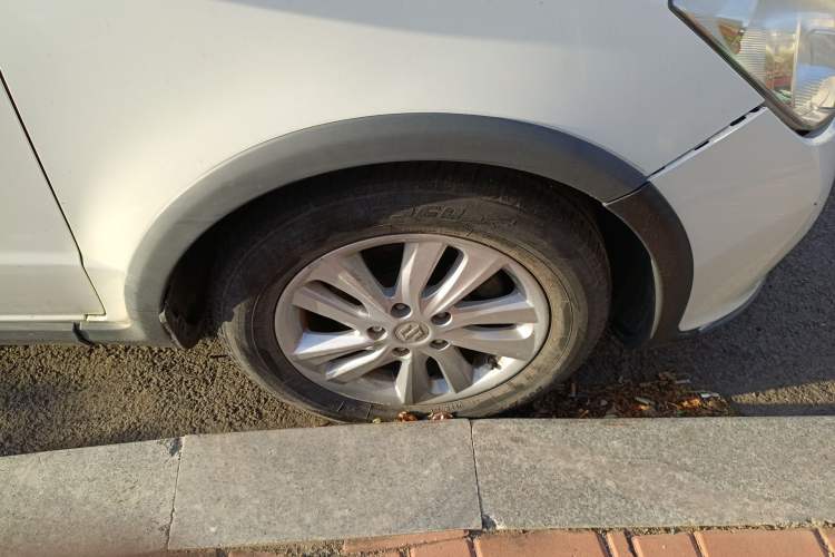 Used Suzuki SX4 2013 1.6L Manual CoolRide Model