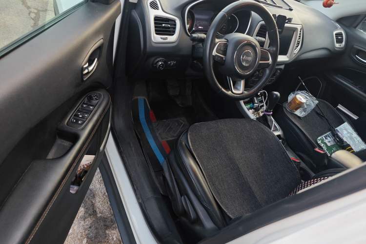 Used Jeep Compass 2019 200T Automatic Family Edition - Connected Large Screen Version