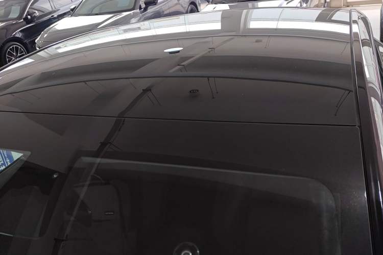 Used Tesla Model Y 2022 Long-Range All-Wheel-Drive Version