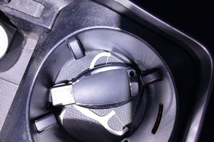 Used Mercedes-Benz GLC Coupe 2019 Facelift GLC 200 4MATIC Coupe SUV Vehicle Key