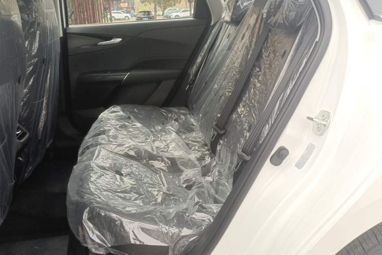 Used Changan Eado 2025 Blue Whale 1.5T 500Bar Prestige Model
