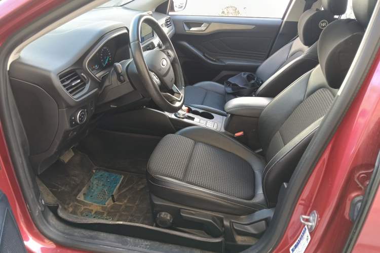 Used Ford Focus 2019 Sedan EcoBoost 125 Automatic Trendy Model China V Standard Left Front Seat