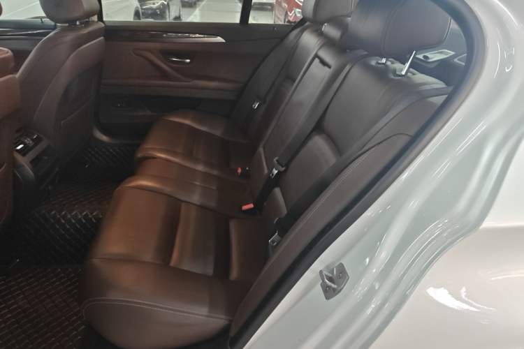 Used BMW 5 Series 2014 525Li Luxury Design Package