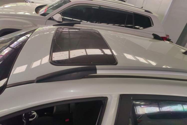 Used CHANGAN CX20 2014 1.4L IMT Sunroof Navigation Version China V Standard Roof