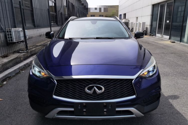 Used Infiniti QX30 2017 2.0T Four-Wheel Drive Fashion Edition Front