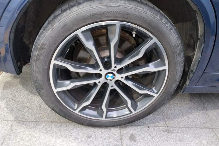 Used BMW X3 2020 xDrive30i Luxury Model with M Sport Package
