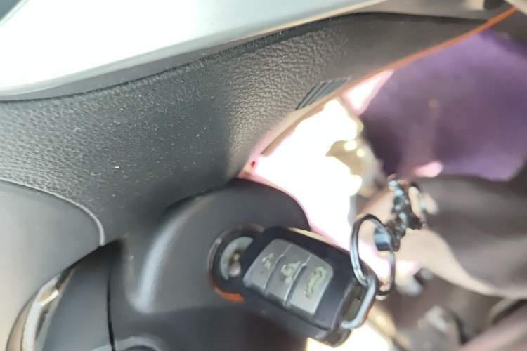 Used Geely Auto Diamond 2016 1.5L Manual Elite Version China IV Standard