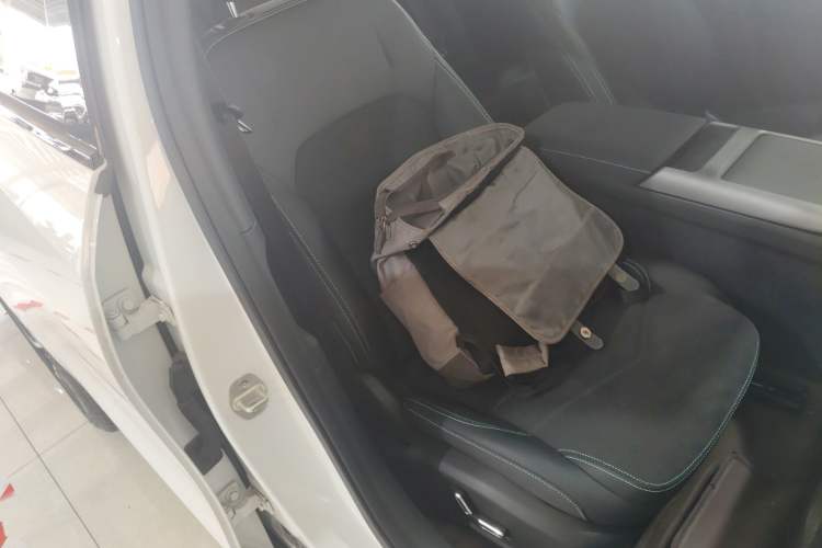 Used Geely Galaxy L6 2024 125km Creative Edition