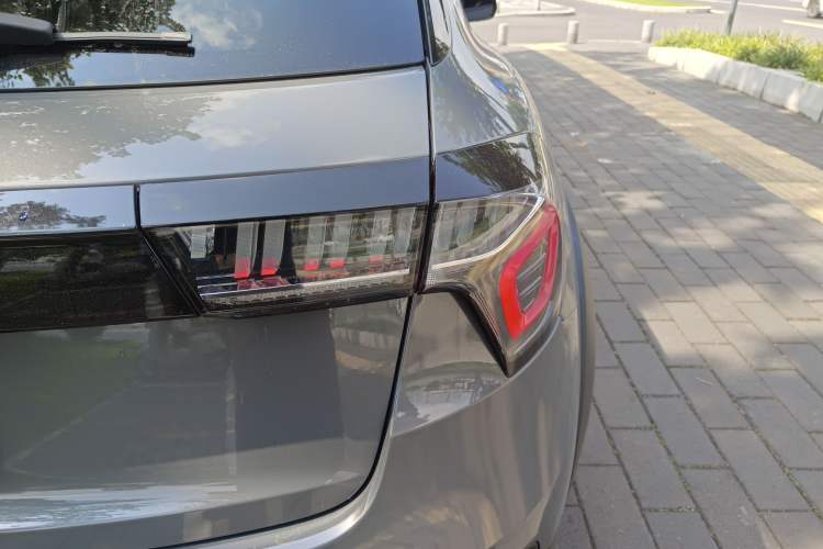 Used Lynk & Co 02 2018 1.5T DCT Two-Wheel Drive Zhaopu Version China V Standard