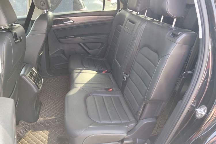 Used Volkswagen Teramont 2017 330TSI Two-Wheel-Drive Luxury Edition
