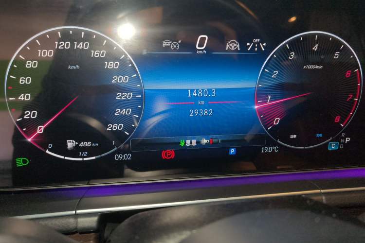 Used Mercedes-Benz GLE 2024 GLE 350 4MATIC Stylish Model
