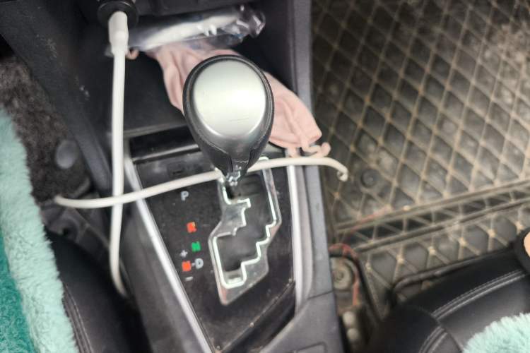 Used Toyota Levin 2016 1.6G CVT Elite Edition Gear Lever