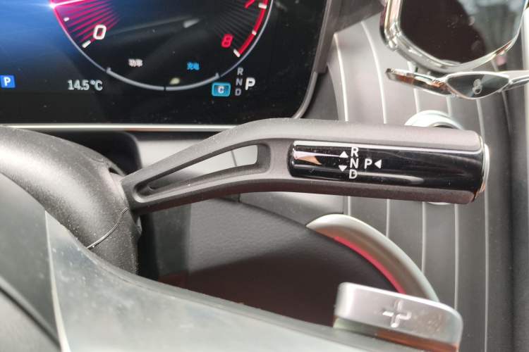 Used Mercedes-Benz GLC 2024 Facelifted GLC 260 L 4MATIC Luxury Version 5 Seats