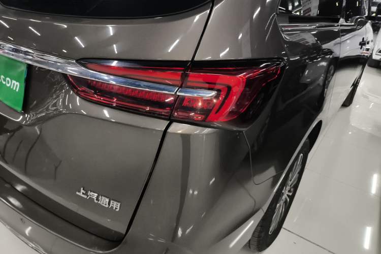 Used Buick GL8 2022 Land Cruiser Executive Class 652T Comfort Model