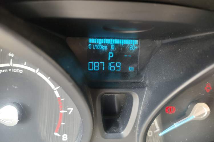 Used Ford EcoSport 2013 1.5L Automatic Fashion Model
