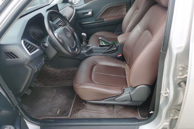 Used Great Wall Wingle 7 2019 2.0T Diesel Two-Wheel Drive Elite Version China VI Standard Big Double Cabin GW4D20M