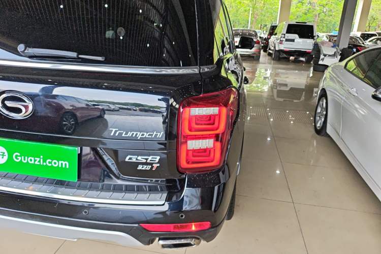 Used GAC Trumpchi GS8 2017 320T Two-Wheel Drive Luxury Smart Connectivity Version (7 Seats)