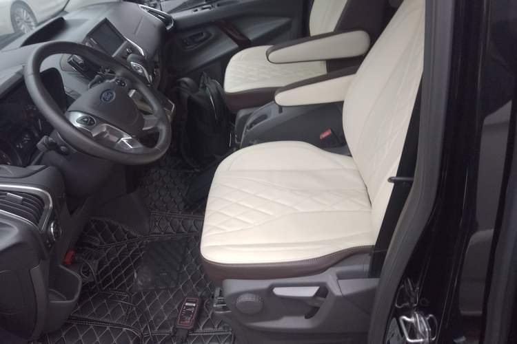 Used Ford Tourneo Custom 2020 2.0T Automatic Elite Edition China VI Standard
