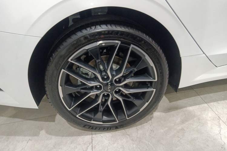 Used Kia K5 2025 2.0T Flagship Edition
