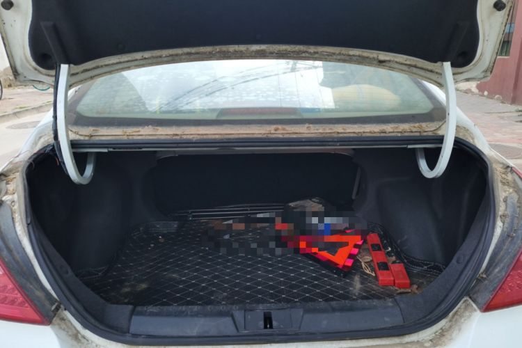 Used Geely Auto Classic Emgrand 2013 Sedan 1.5L Manual Entry-Level Model
