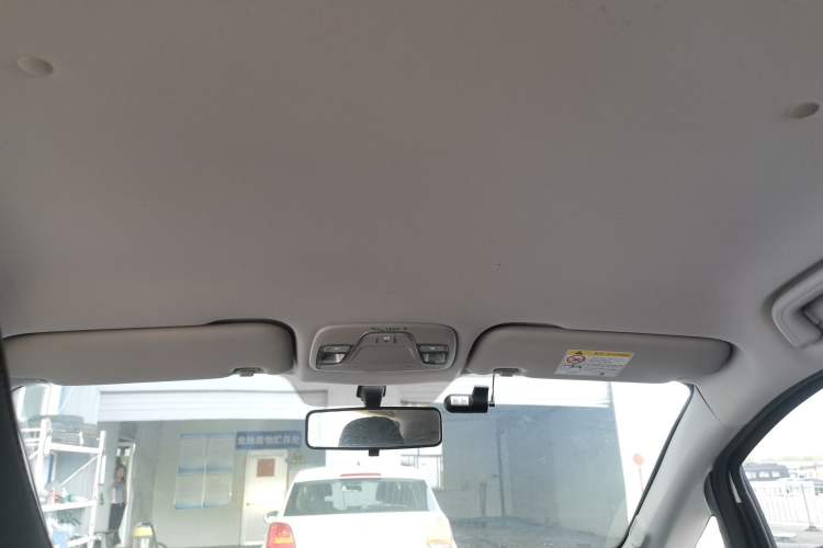 Used Livan X3 PRO 2022 1.5L Manual Little Cutie Headliner