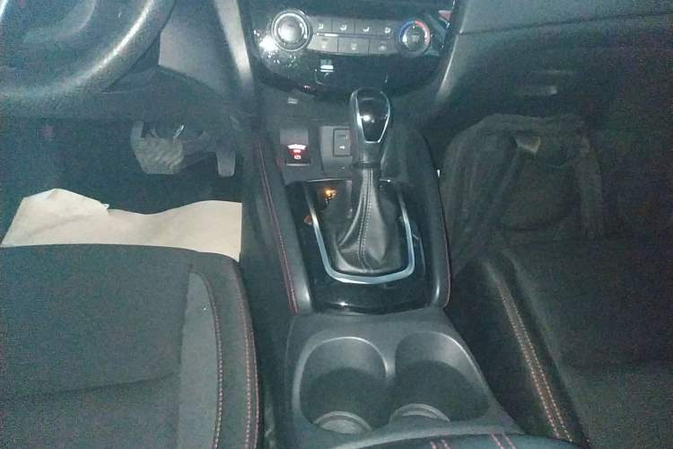 Used Nissan Qashqai 2021 2.0L CVT Smart Enjoyment Version Gear Lever