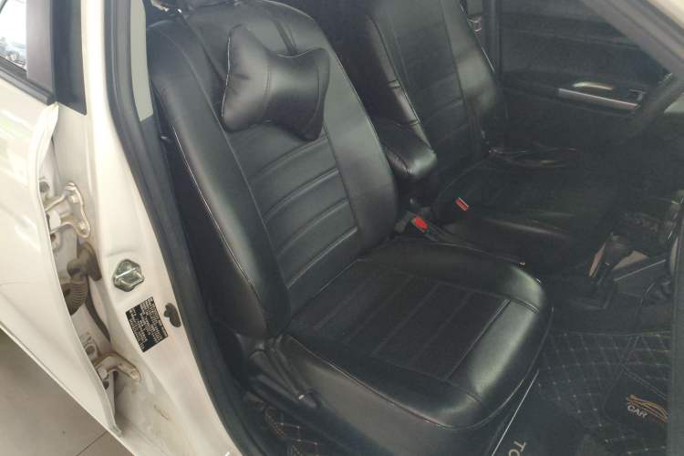 Used Toyota YARiS L Zhi Xuan 2015 1.5E Automatic Charm Edition