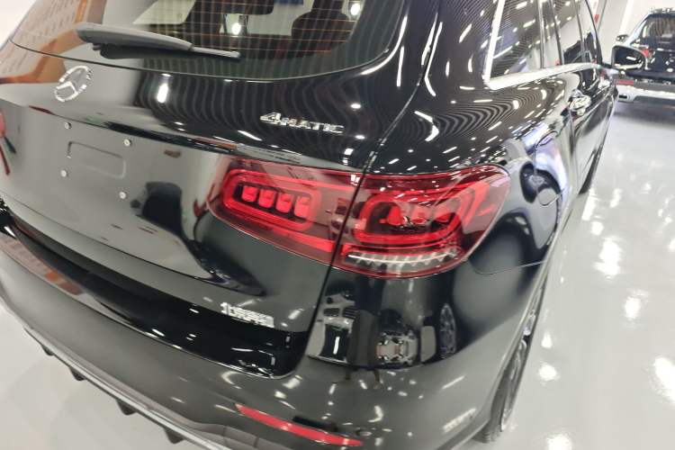 Used Mercedes-Benz GLC 2020 Facelift GLC 260 L 4MATIC Luxury Edition
