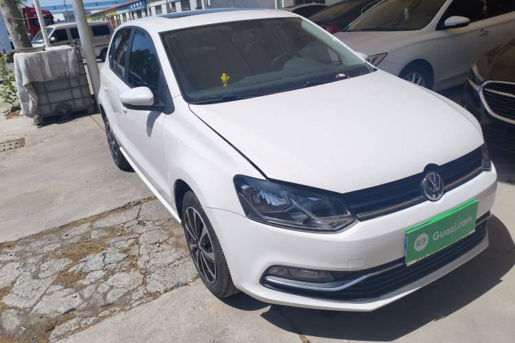 Used Volkswagen Polo 2016 1.6L Automatic Comfort Model