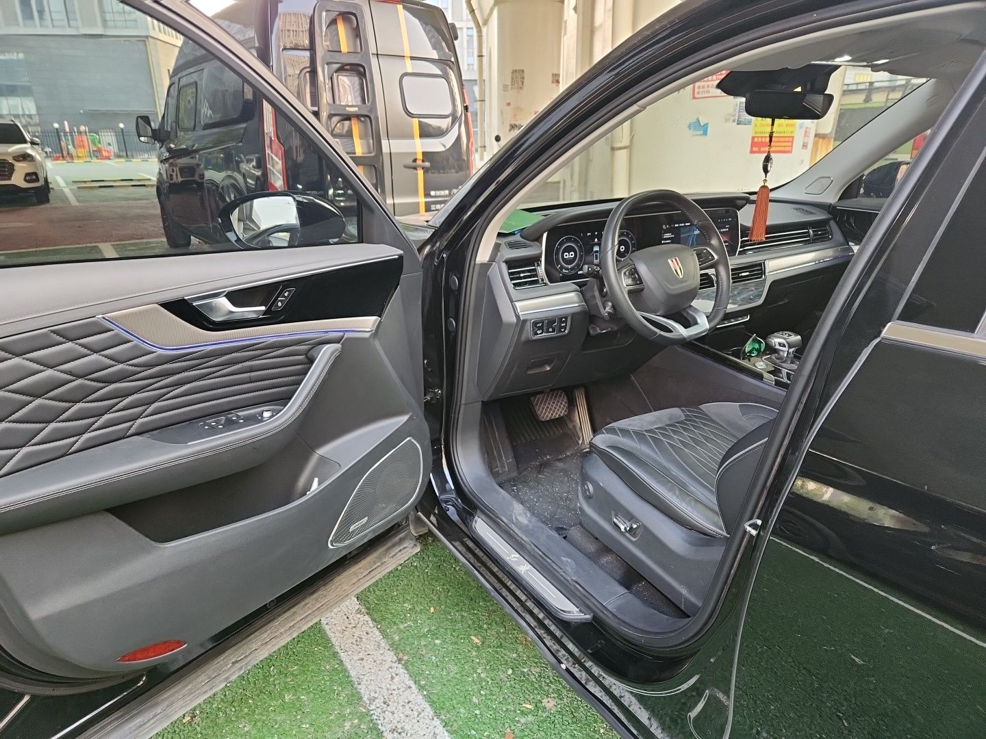 Hongqi HS5 2022 Revised Version 2.0T Smart Connect Flagship Edition — снимка 16