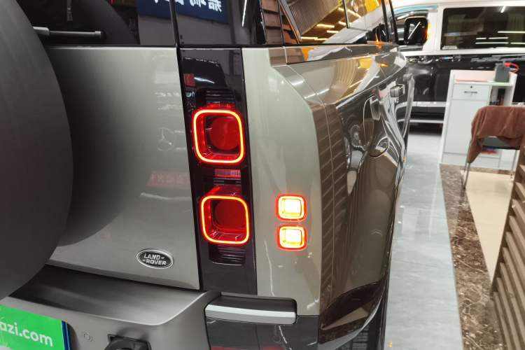 Used Land Rover Defender 2023 110 3.0T P400 X-DYNAMIC HSE