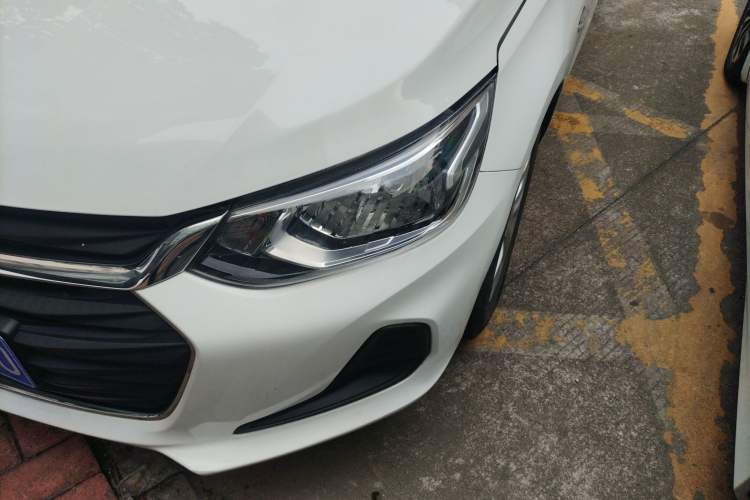 Used Chevrolet Cavalier 2022 325T Automatic Enjoyment Edition Left Front Headlight