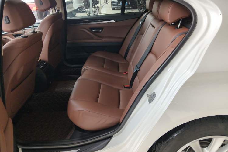 Used BMW 5 Series 2017 520Li Elegant Edition
