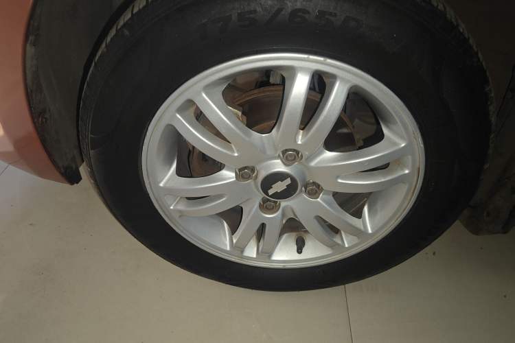 Used Chevrolet Sail 2013 Hatchback 1.4L AMT U-Style Edition
