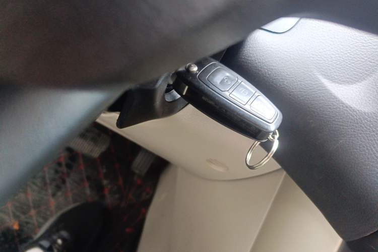 Used Ford Focus 2015 Sedan 1.6L Automatic Comfort Model Vehicle Key