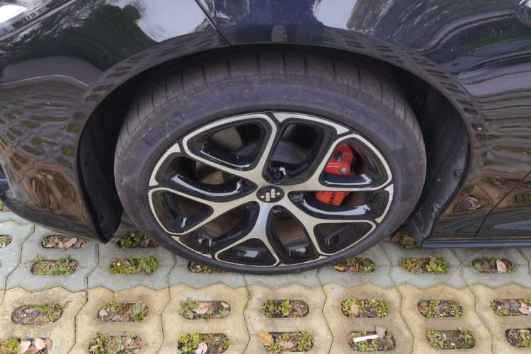 Used IM L6 2025 Ultra Model Exterior 4