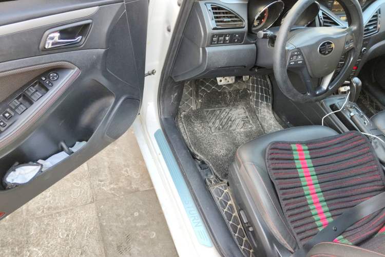 Used Bestune B70 2016 1.8T Automatic Sport Luxury Model
