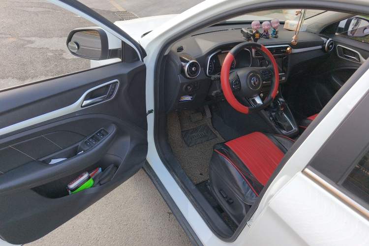 Used MG ZS 2018 1.5L Automatic Luxury Internet Edition China V Standard