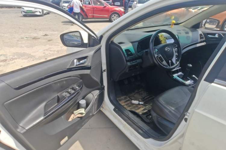 Used BYD Surui 2014 1.5L Manual Luxury Model