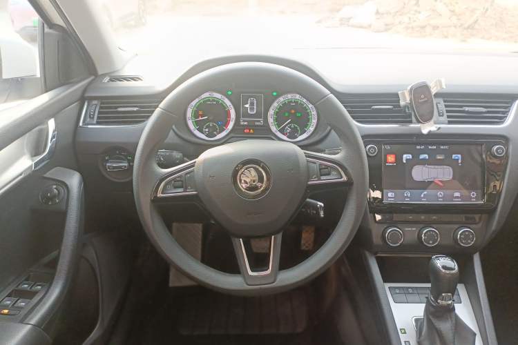 Used Skoda Octavia 2019 TSI230 DSG Luxury Edition
