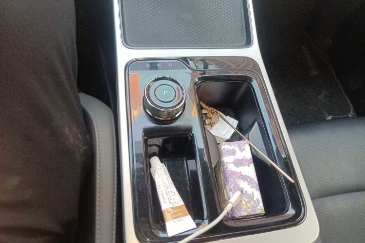 Used Hycan Z03 2022 620 km Range Trendy Cool Version 160 kW 76.8 kWh