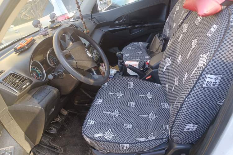 Used Land X5 2013 2.0T Manual Enjoyment Edition Left Front Seat